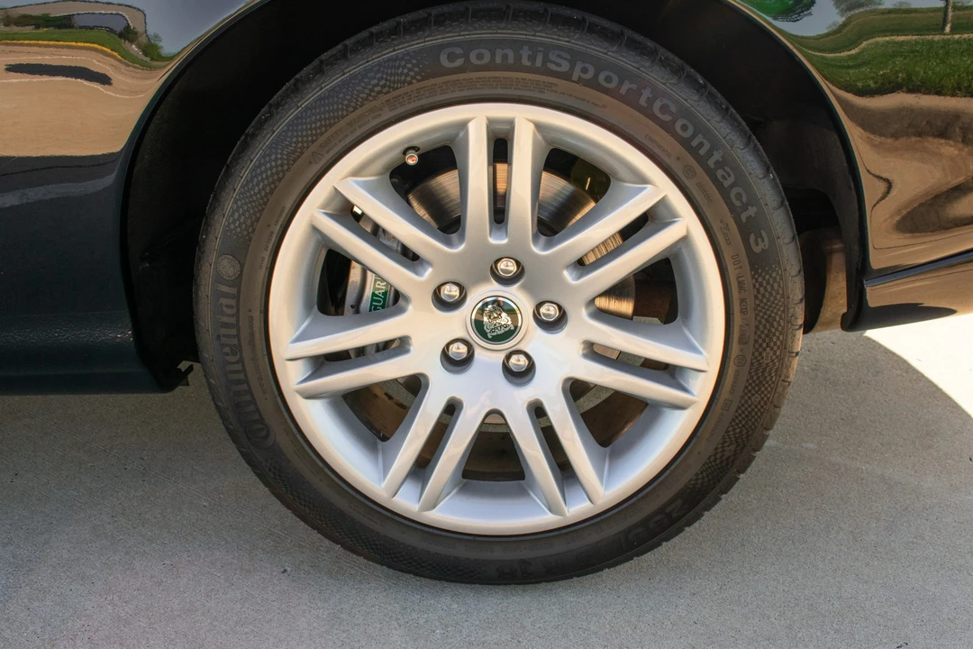 2004 Jaguar X100 XKR - Image 24 of 31