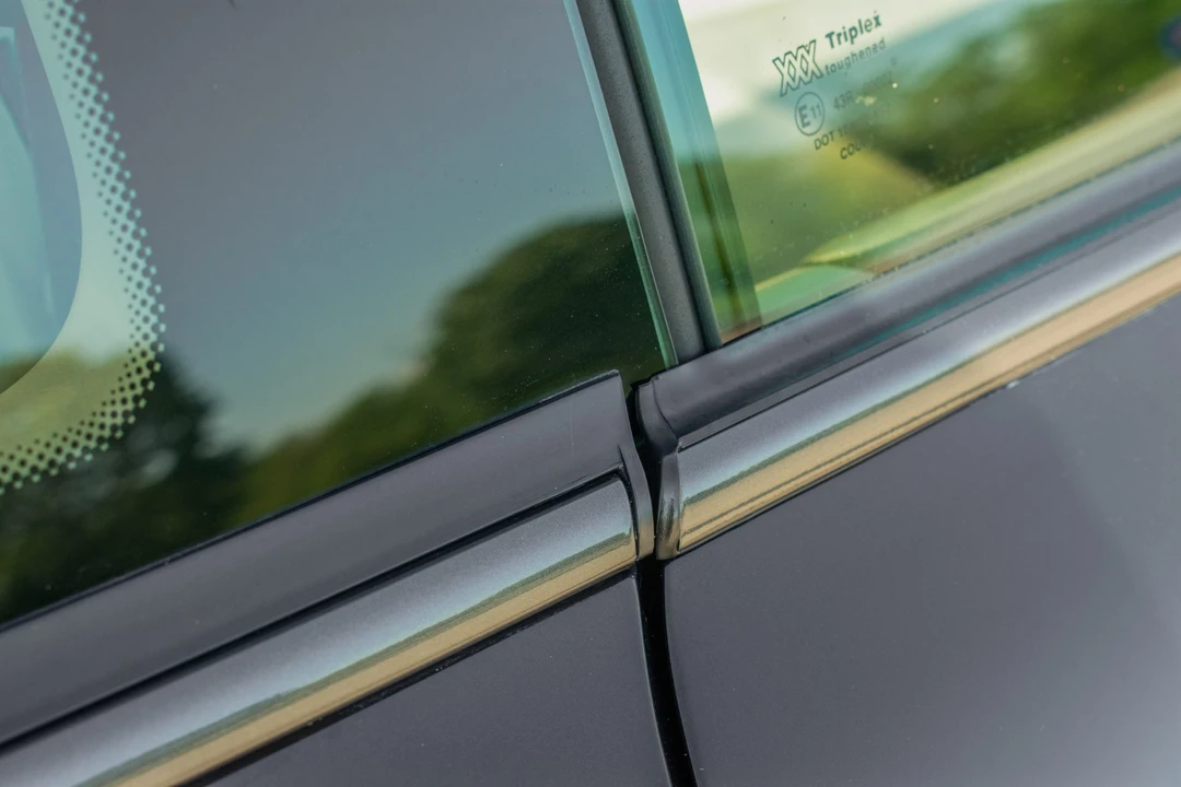 2004 Jaguar X100 XKR - Image 17 of 31