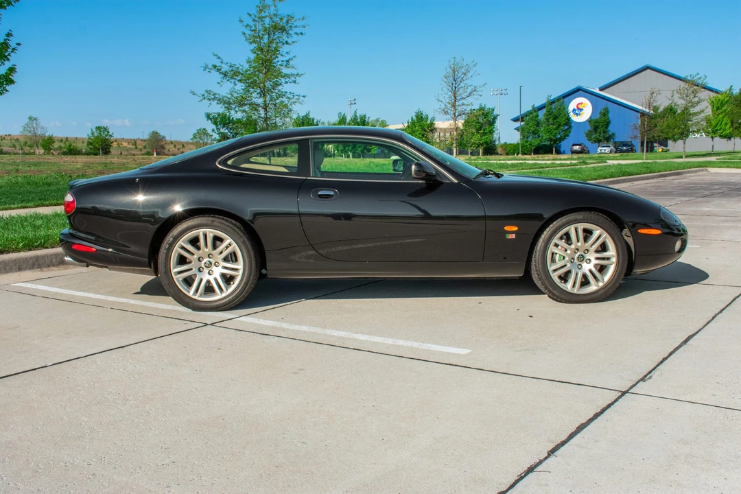 2004 Jaguar X100 XKR - Image 4 of 31