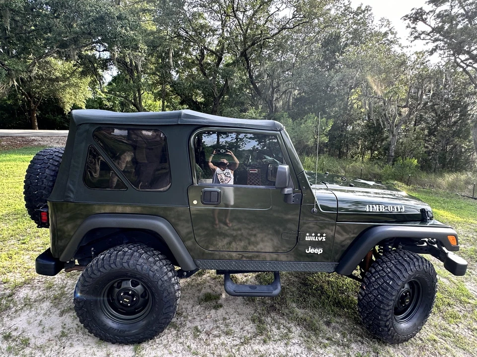 2004 Jeep TJ Wrangler - Image 17 of 31