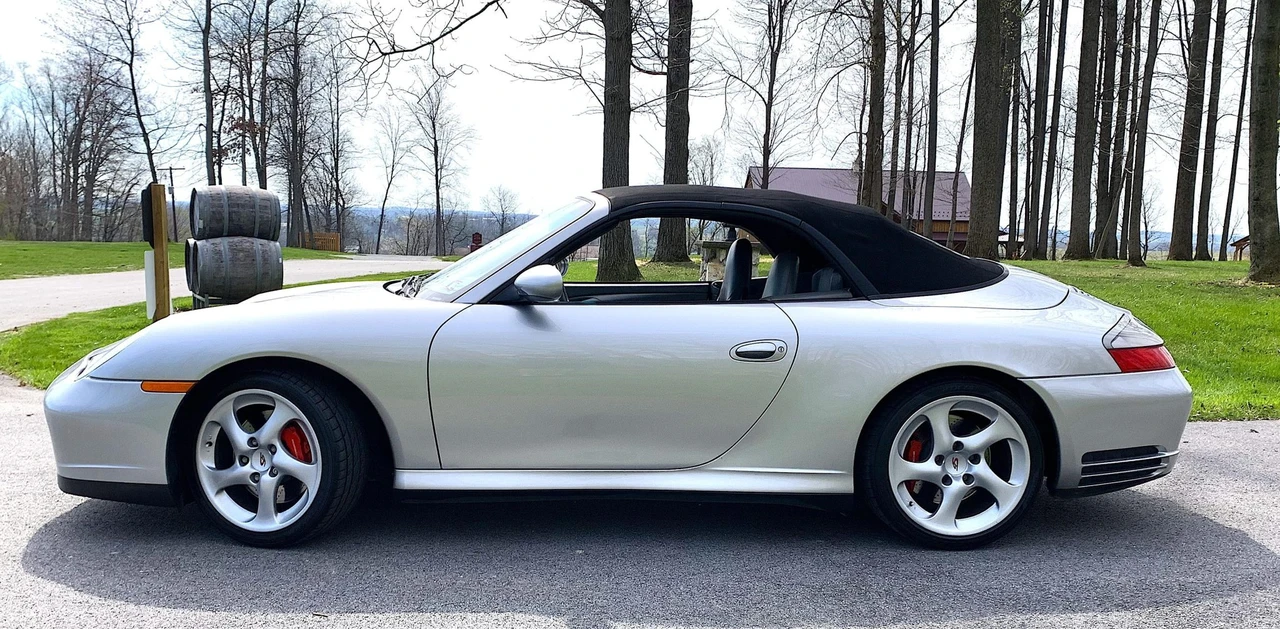 2004 Porsche 996 Carrera 4S - Image 18 of 31
