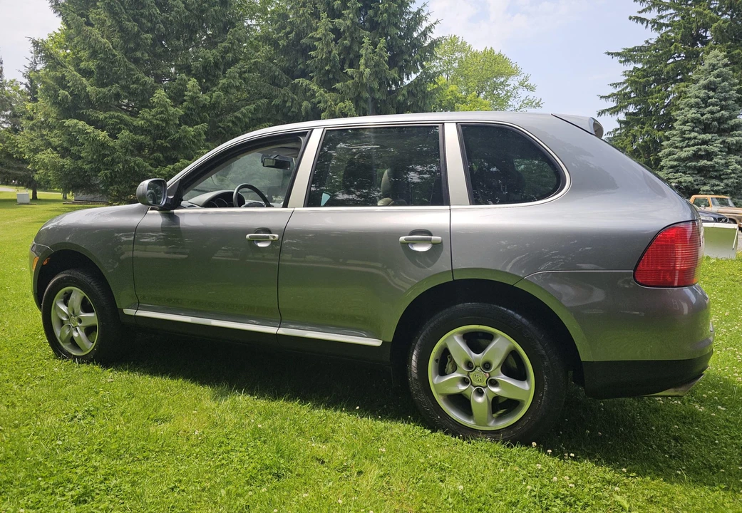 2004 Porsche 955/957 Cayenne S - Image 8 of 31