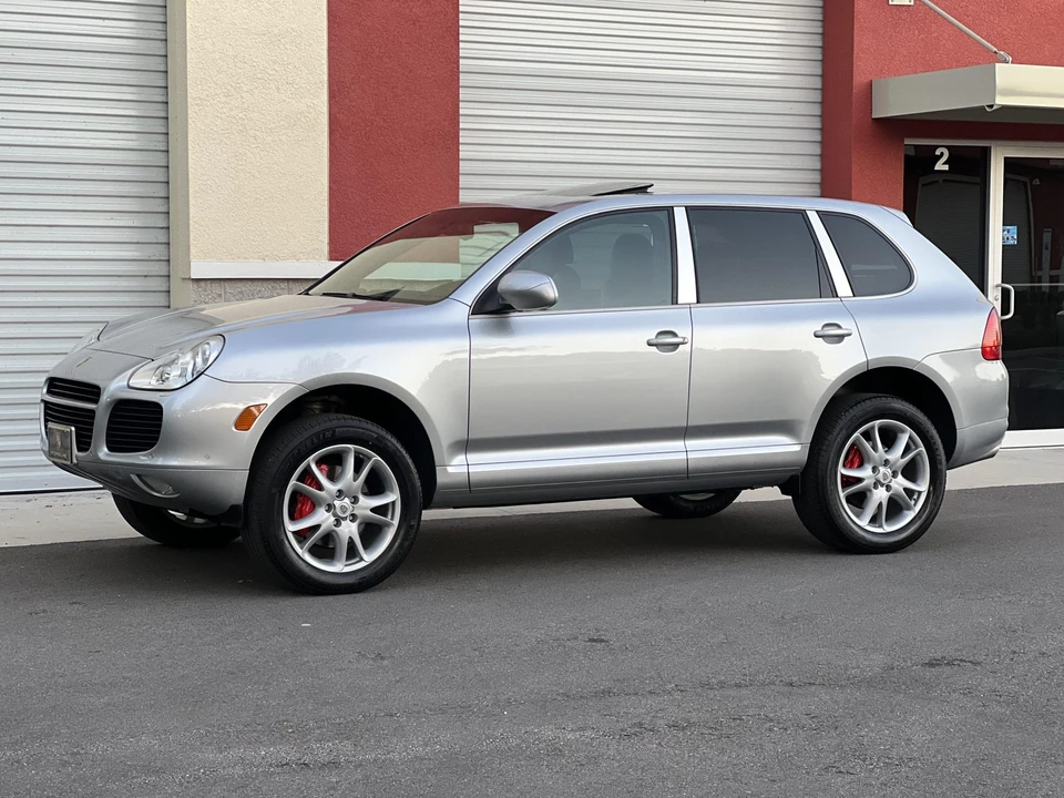 2004 Porsche 955/957 Cayenne Turbo - Image 9 of 31