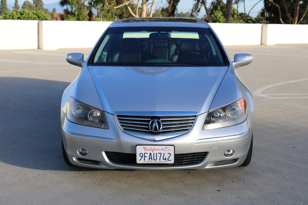 2005 Acura RL 2nd Gen - Image 27 of 31