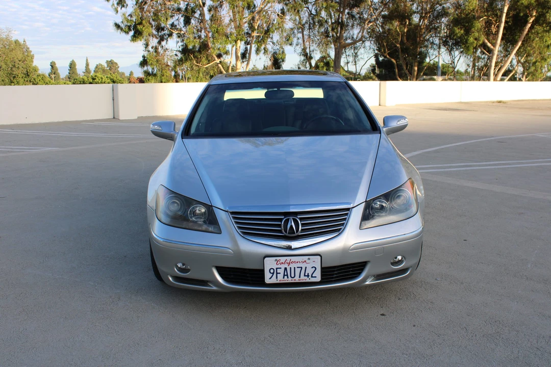 2005 Acura RL 2nd Gen - Image 26 of 31