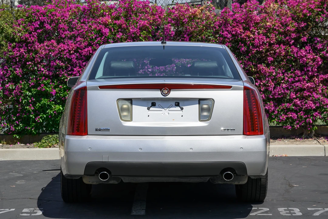 2005 Cadillac STS - Image 20 of 31