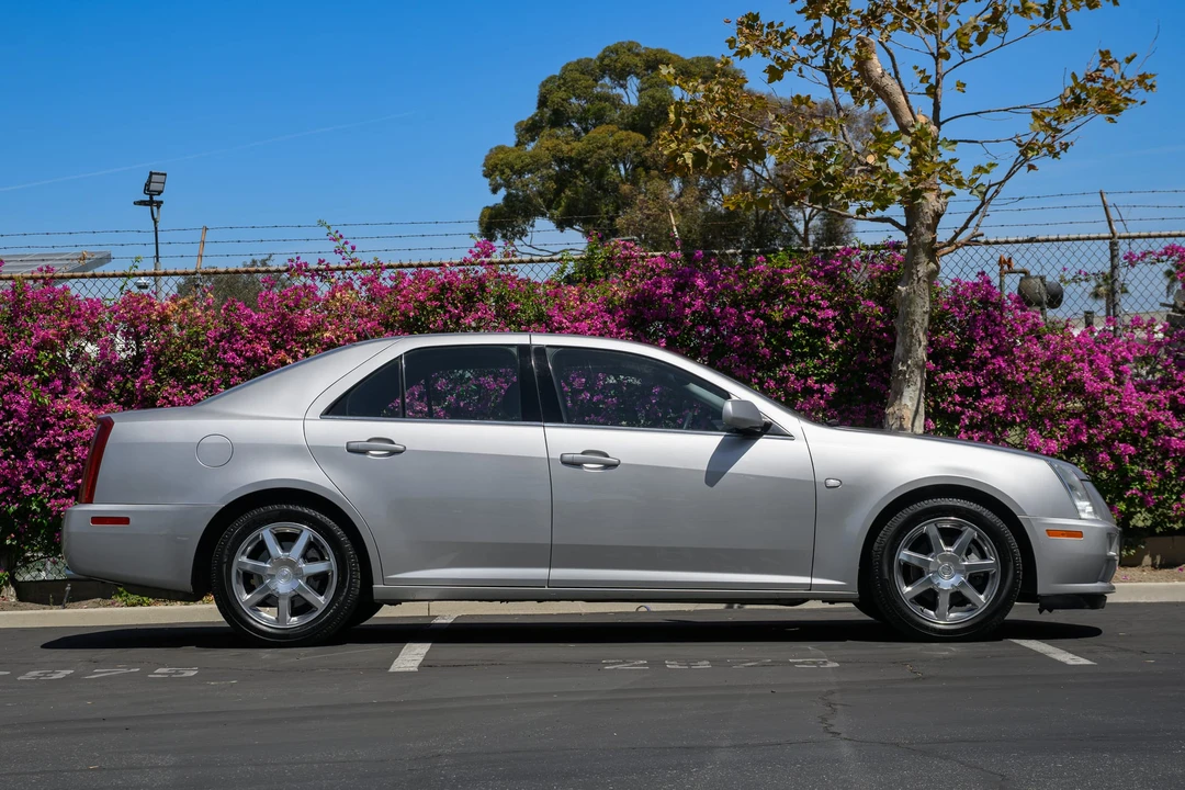 2005 Cadillac STS - Image 14 of 31