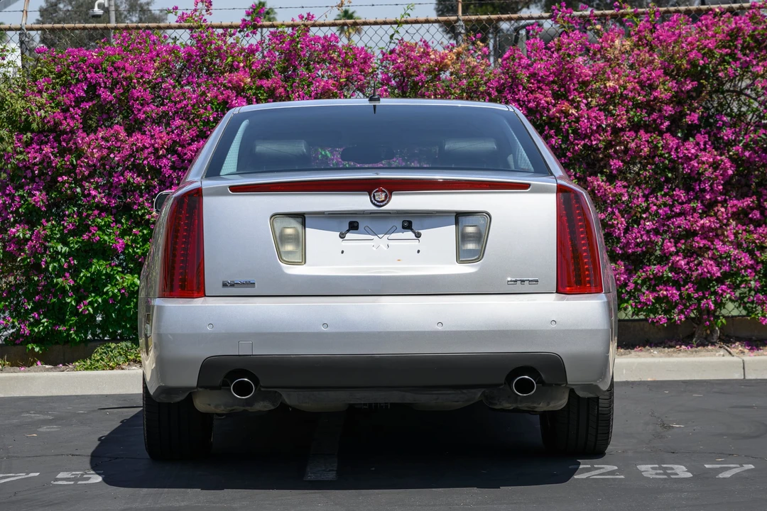 2005 Cadillac STS - Image 19 of 31