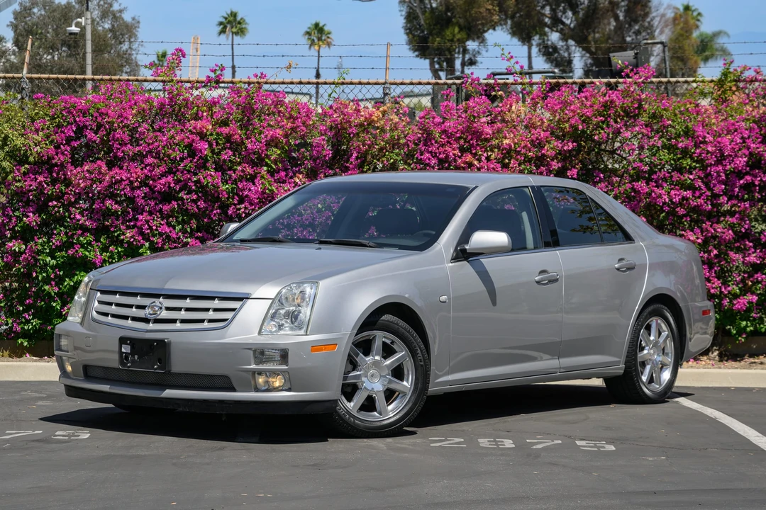 2005 Cadillac STS - Image 2 of 31
