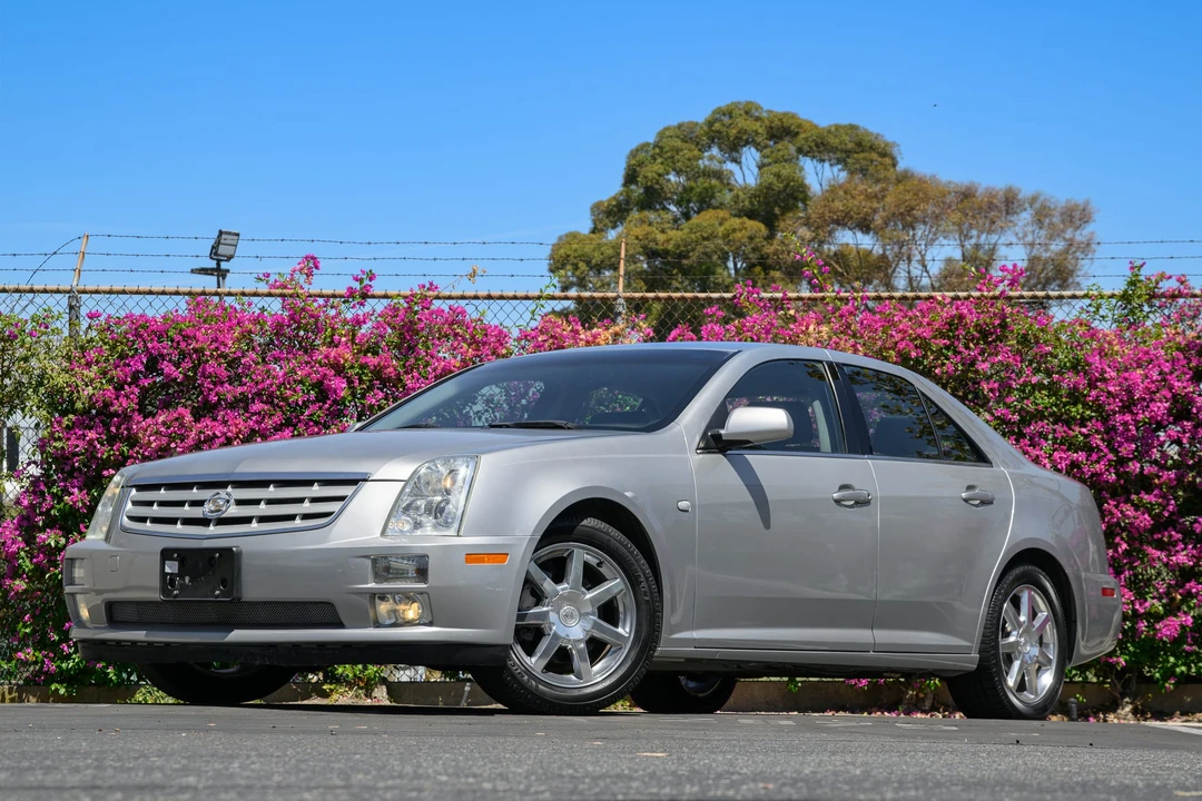 2005 Cadillac STS - Image 3 of 31
