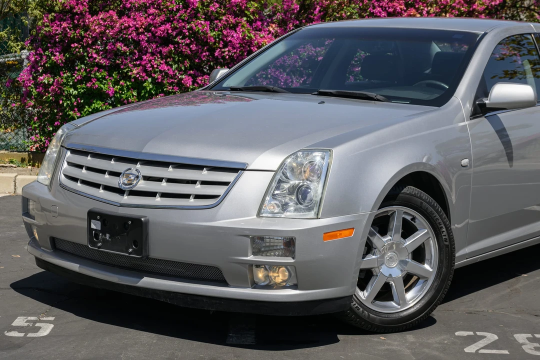 2005 Cadillac STS - Image 26 of 31