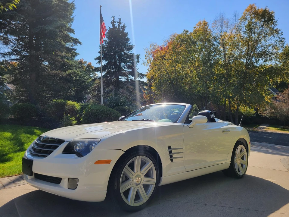 2005 Chrysler Crossfire - Image 12 of 31