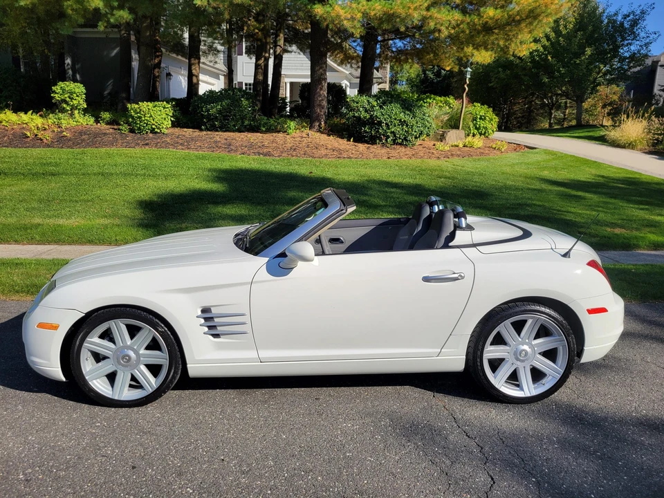 2005 Chrysler Crossfire - Image 30 of 31
