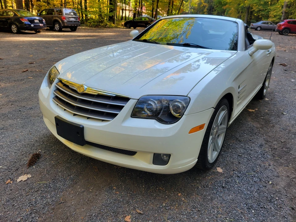 2005 Chrysler Crossfire - Image 4 of 31