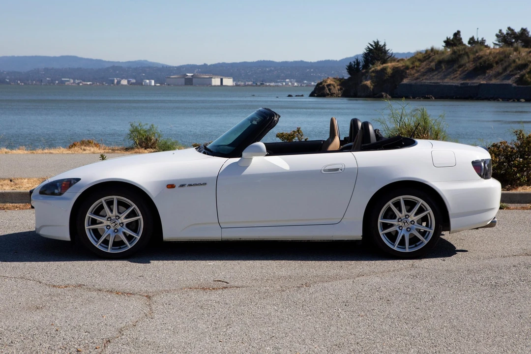 2005 Honda AP2 S2000 - Image 8 of 31