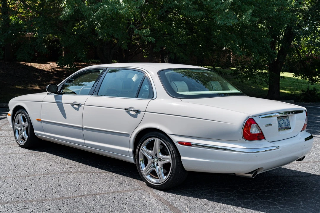 2005 Jaguar X350/X356/X358 XJ - Image 4 of 31