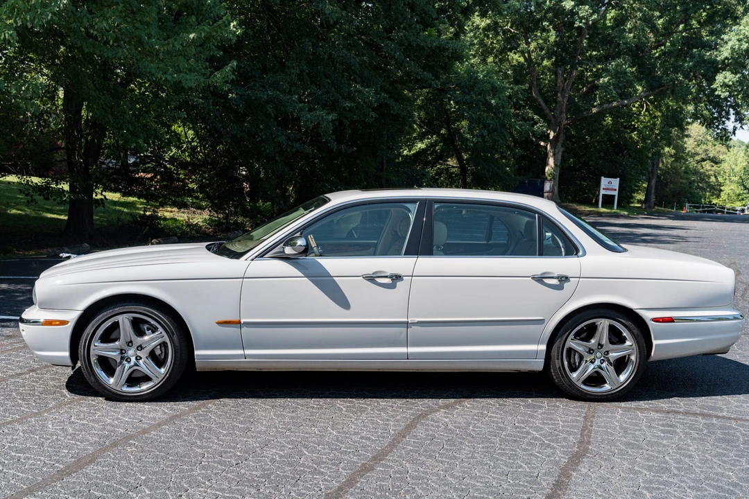 2005 Jaguar X350/X356/X358 XJ - Image 3 of 31