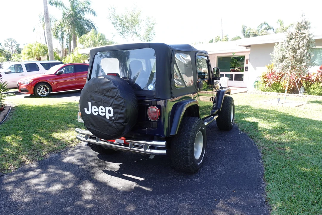 2005 Jeep TJ Wrangler - Image 16 of 31