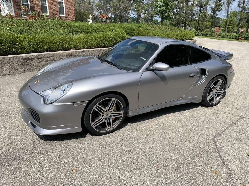 2005 Porsche 996 Turbo - Image 9 of 31