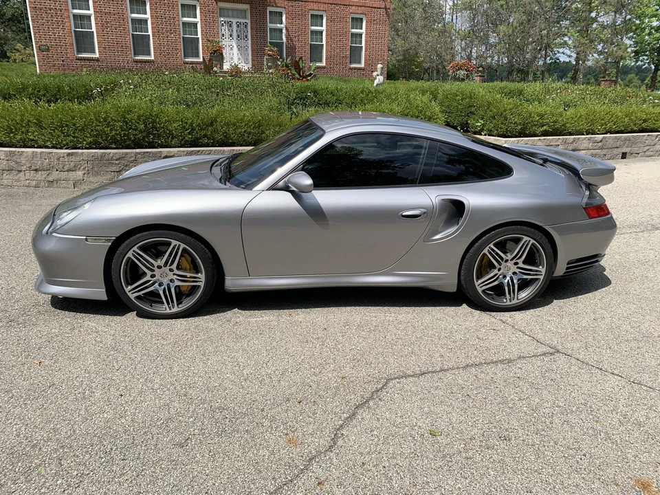 2005 Porsche 996 Turbo - Image 11 of 31