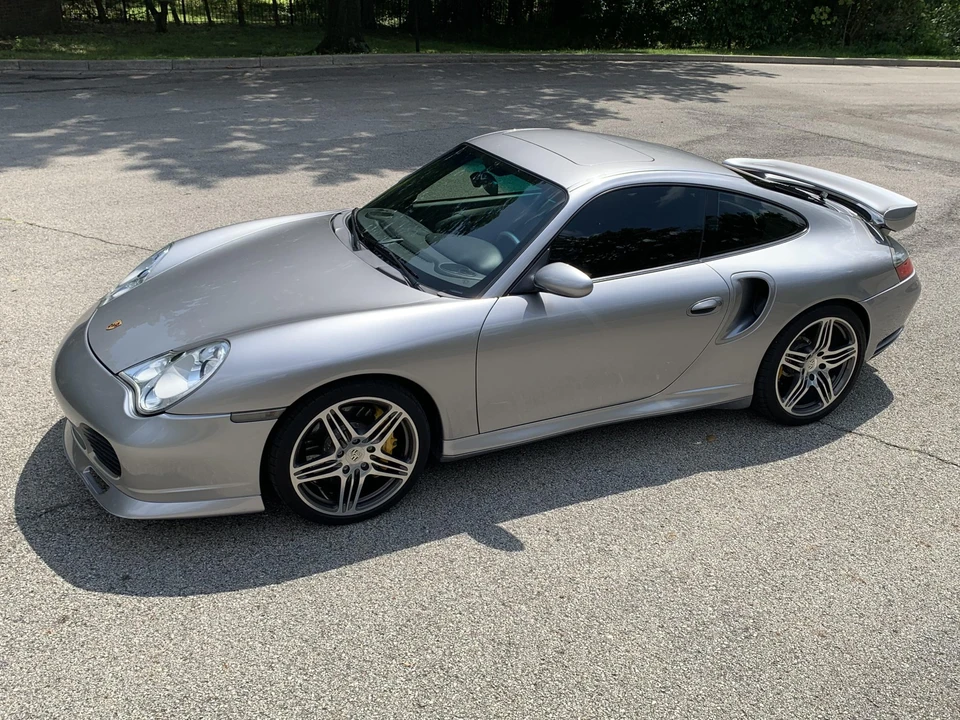 2005 Porsche 996 Turbo - Image 10 of 31