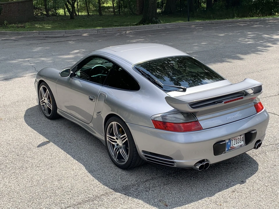 2005 Porsche 996 Turbo - Image 13 of 31