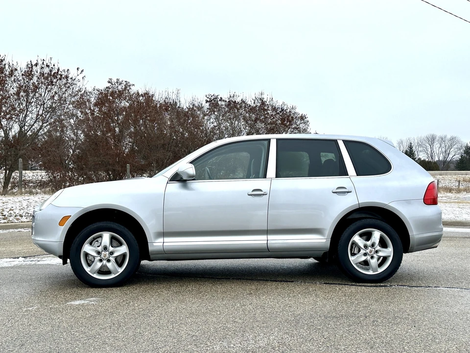 2005 Porsche 955/957 Cayenne S - Image 4 of 31