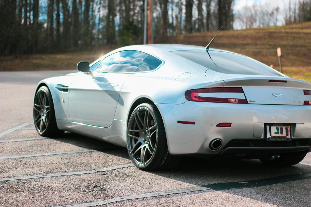 2006 Aston Martin V8 Vantage (2006-2017) - Image 15 of 31