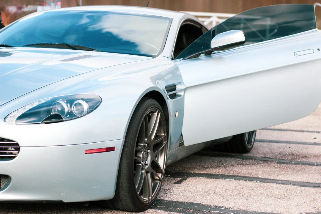 2006 Aston Martin V8 Vantage (2006-2017) - Image 24 of 31