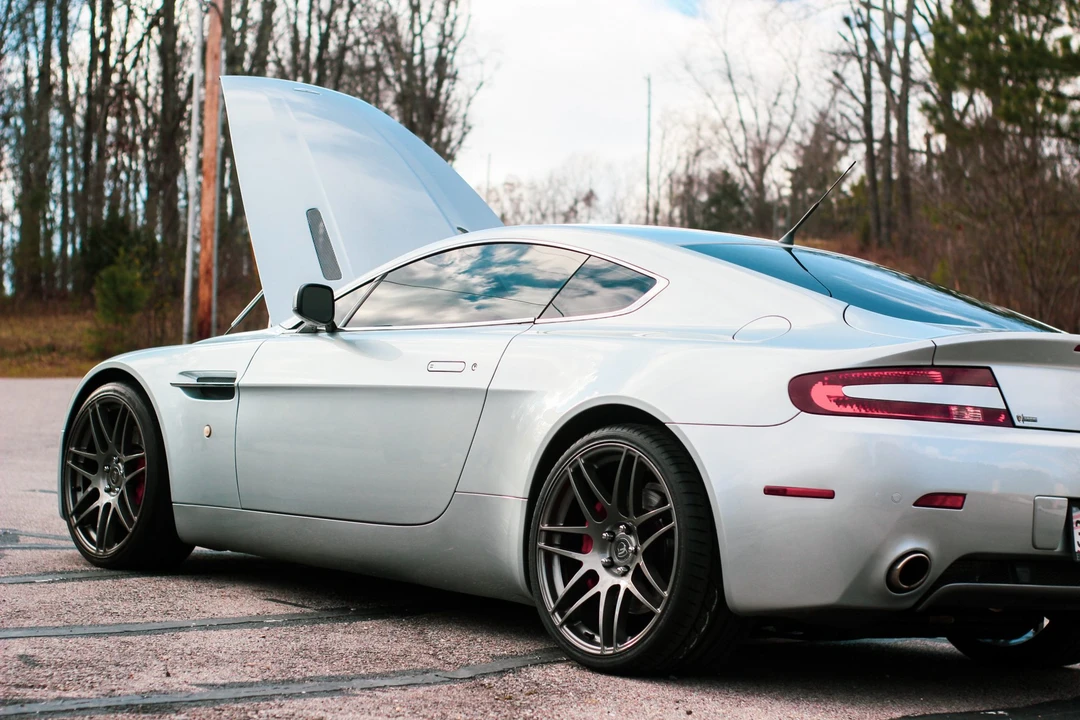 2006 Aston Martin V8 Vantage (2006-2017) - Image 19 of 31