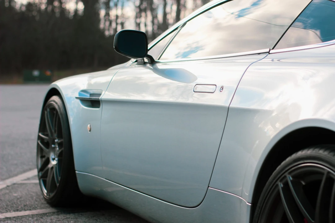 2006 Aston Martin V8 Vantage (2006-2017) - Image 27 of 31