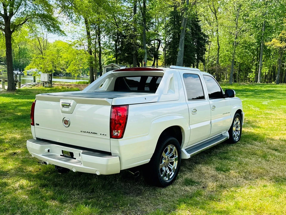 2006 Cadillac Escalade & EXT 2nd Gen - Image 11 of 31
