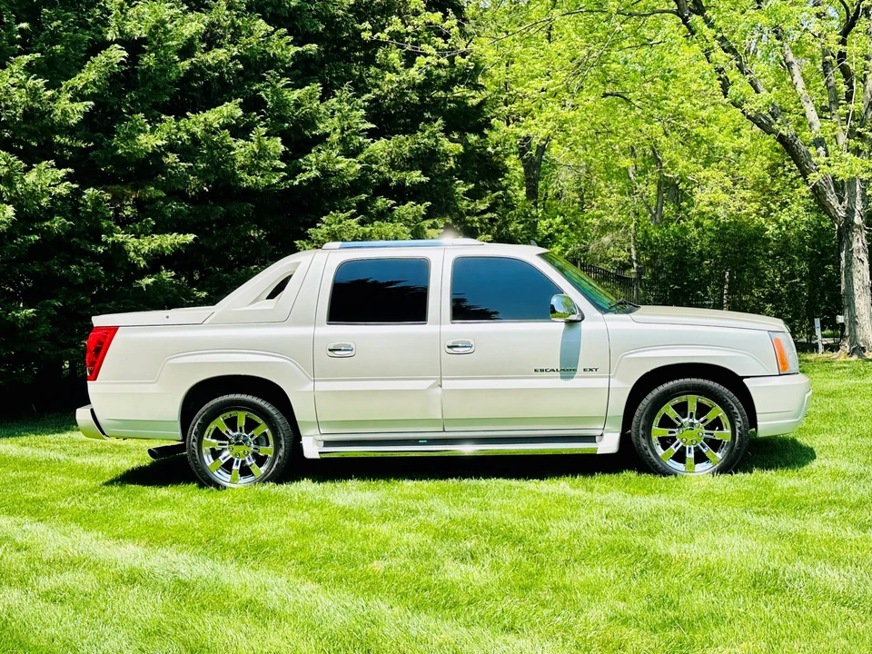 2006 Cadillac Escalade & EXT 2nd Gen - Image 21 of 31