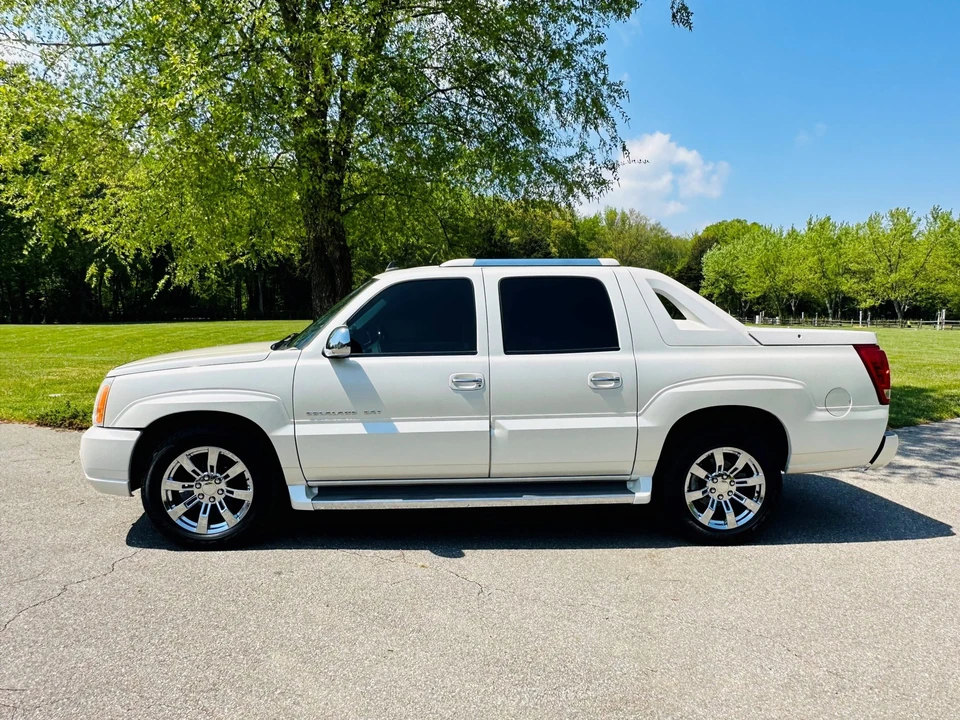 2006 Cadillac Escalade & EXT 2nd Gen - Image 15 of 31