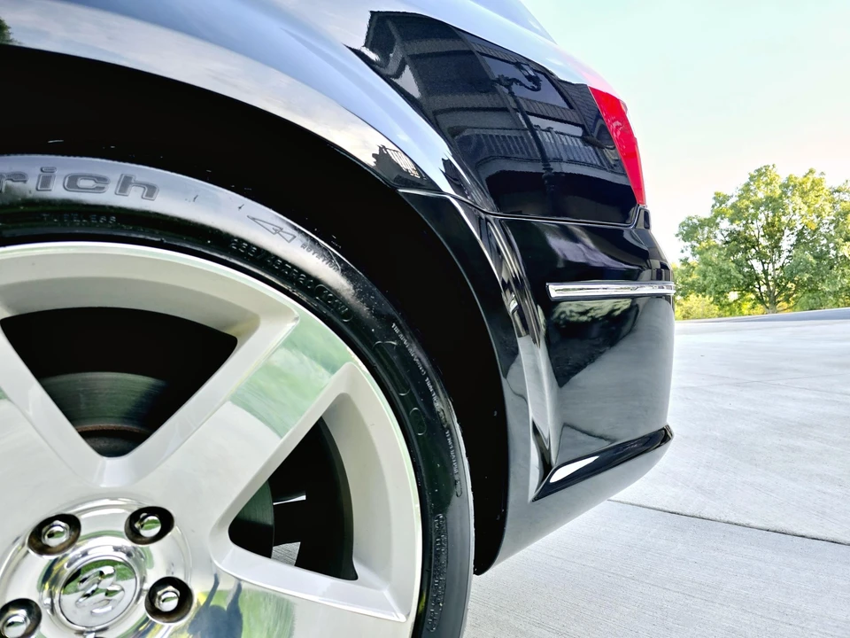 2006 Dodge Magnum SRT8 2nd Gen - Image 21 of 31