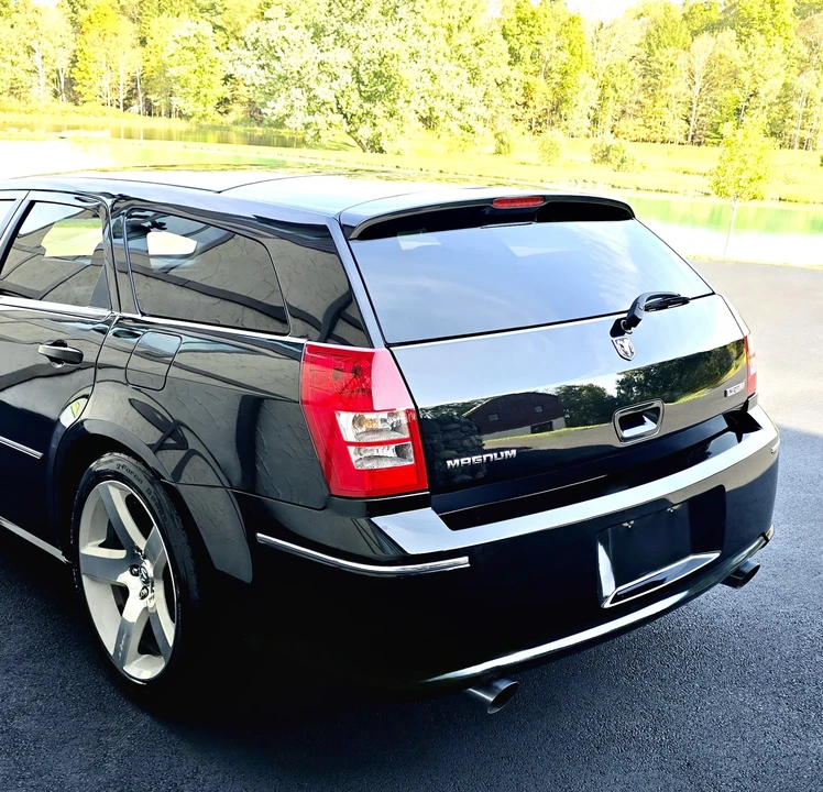 2006 Dodge Magnum SRT8 2nd Gen - Image 23 of 31