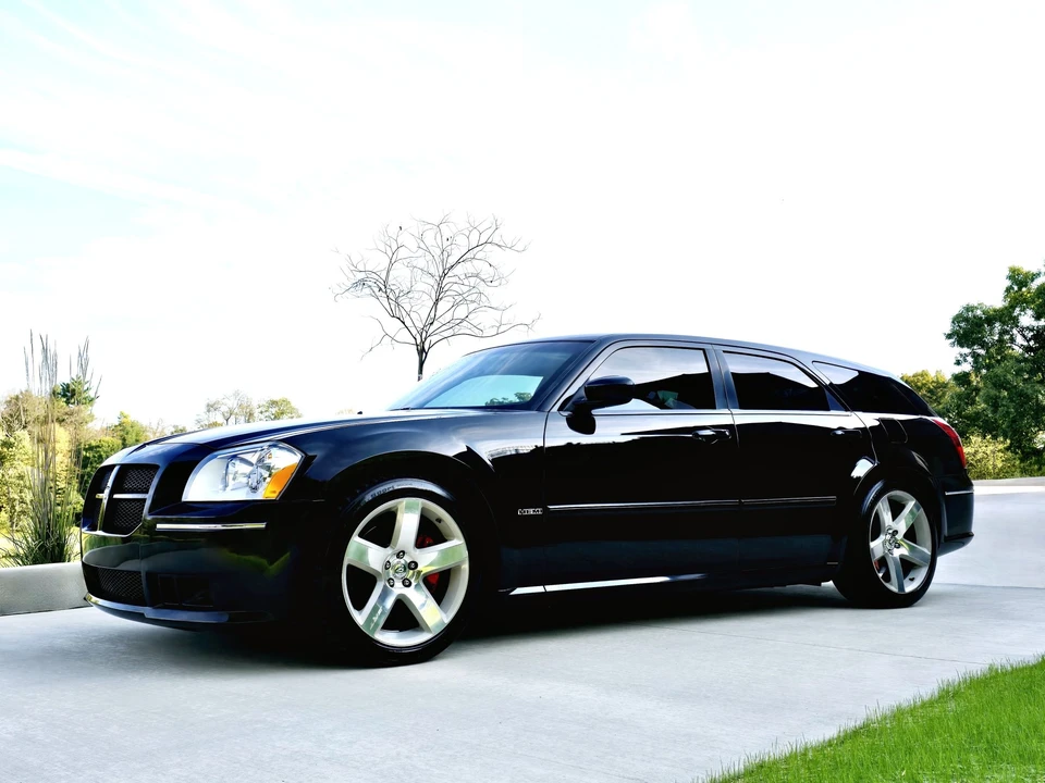 2006 Dodge Magnum SRT8 2nd Gen - Image 3 of 31