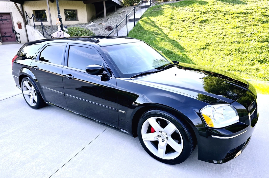 2006 Dodge Magnum SRT8 2nd Gen - Image 17 of 31