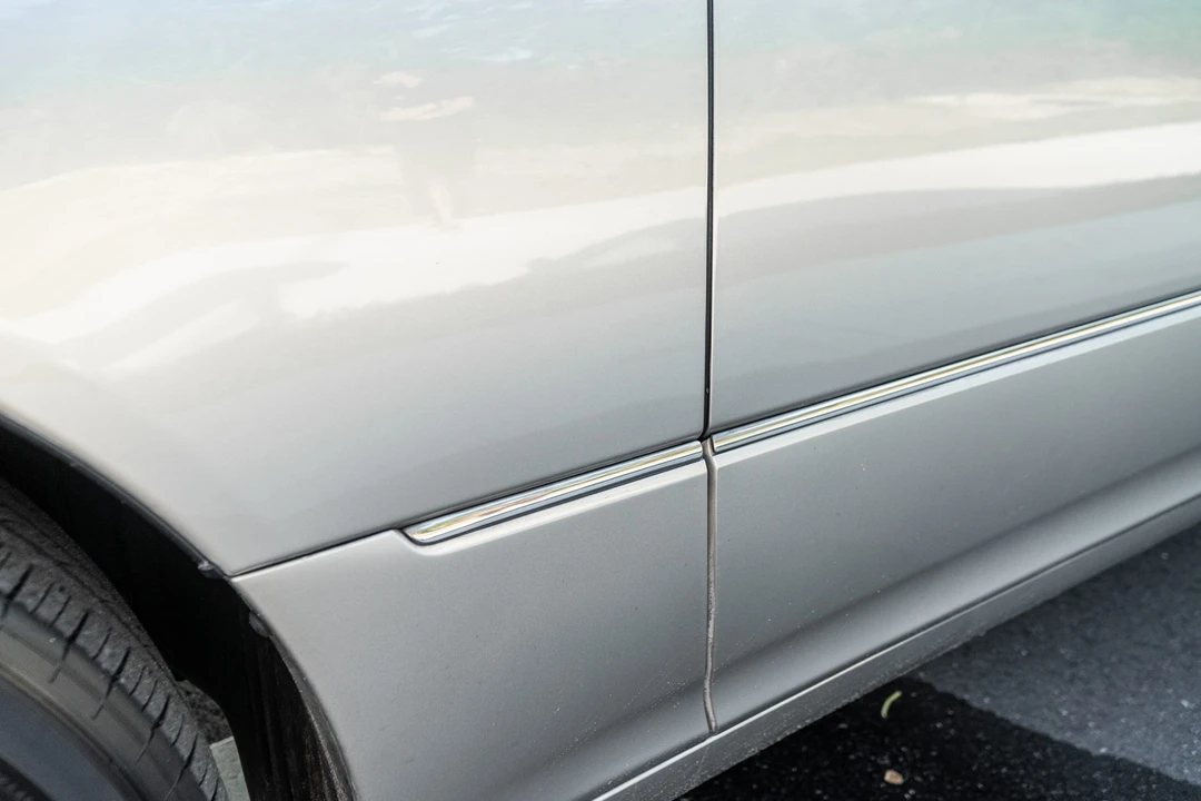 2006 Lexus LS 3rd Gen - Image 11 of 31