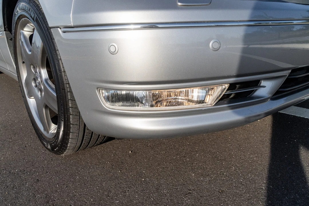2006 Lexus LS 3rd Gen - Image 18 of 31