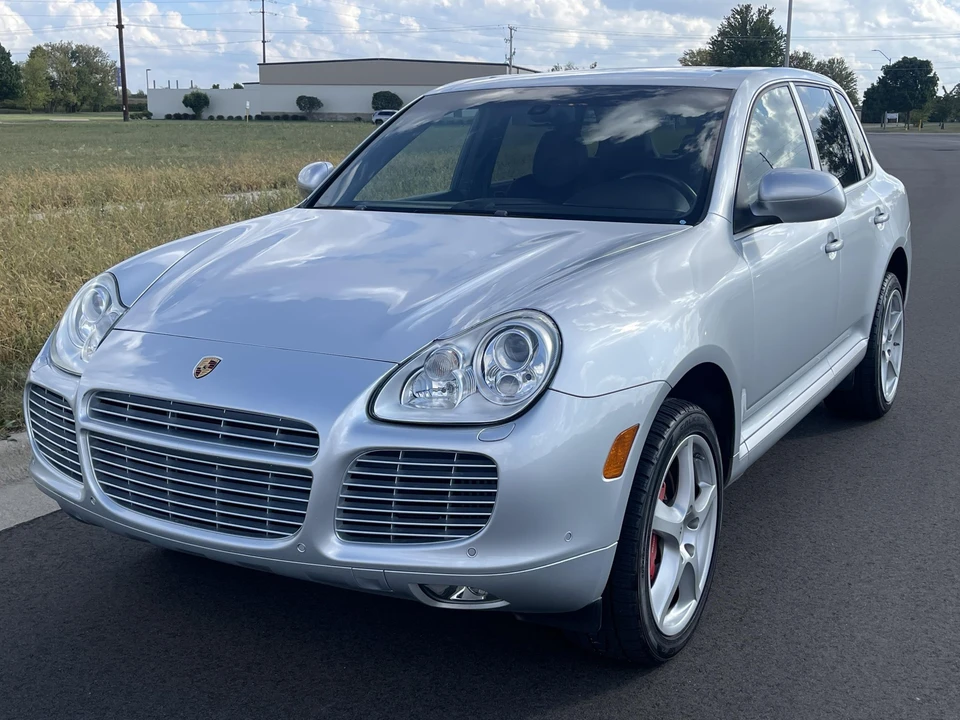 2006 Porsche 955/957 Cayenne Turbo - Image 2 of 31