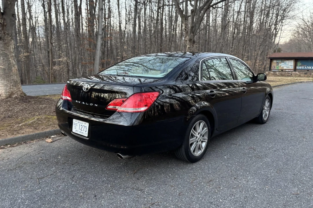 2006 Toyota Avalon 3rd Gen - Image 2 of 7