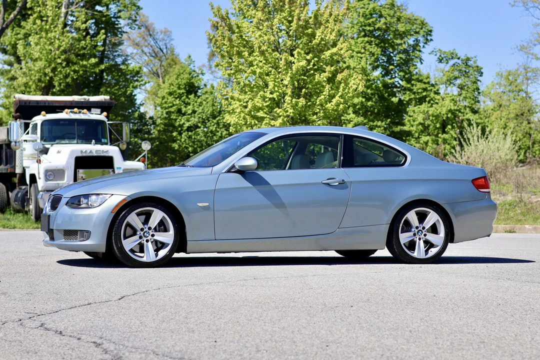 2007 BMW E92 335i Coupe - Image 9 of 31