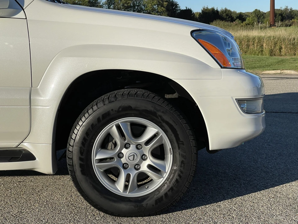 2007 Lexus GX 1st Gen - Image 26 of 31