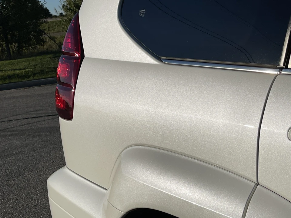 2007 Lexus GX 1st Gen - Image 18 of 31