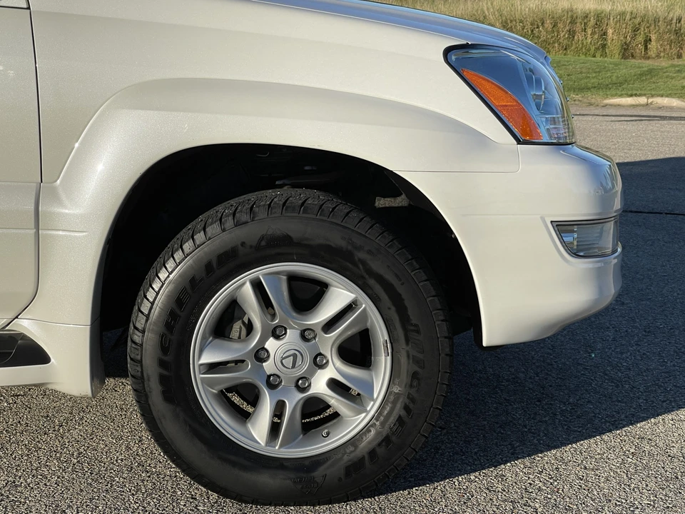 2007 Lexus GX 1st Gen - Image 27 of 31