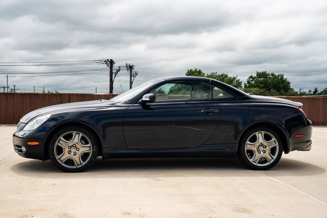 2007 Lexus SC430 - Image 3 of 31