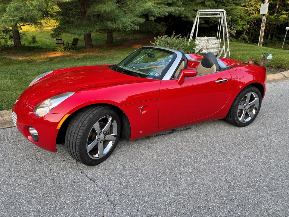 2007 Pontiac Solstice - Image 18 of 31