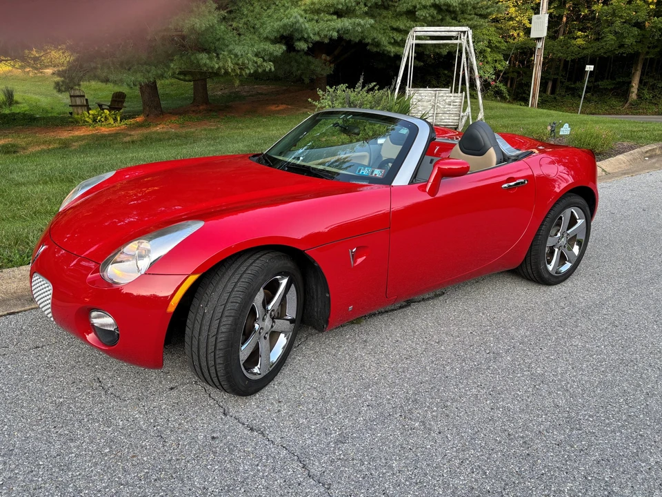 2007 Pontiac Solstice - Image 17 of 31