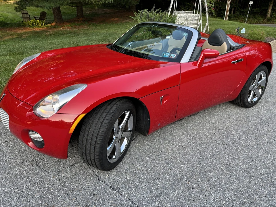2007 Pontiac Solstice - Image 16 of 31